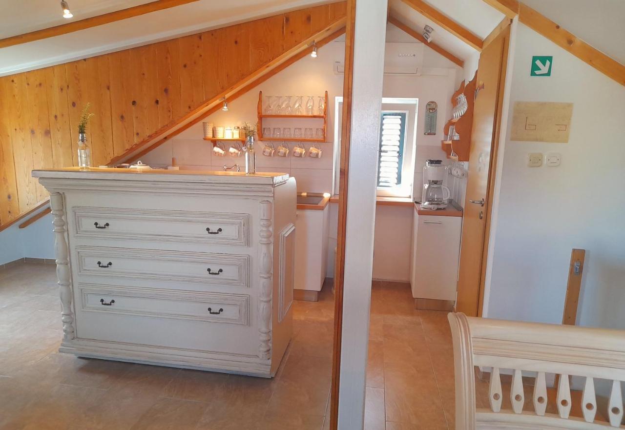 Luxury Mansarda Duplex - City Centre - Stone House Appartement Split Buitenkant foto