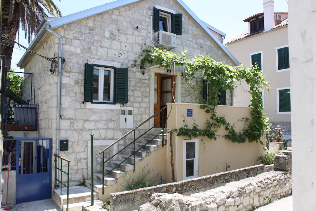 Luxury Mansarda Duplex - City Centre - Stone House Appartement Split Buitenkant foto